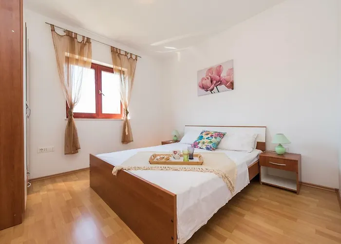 Blandona Апартаменты