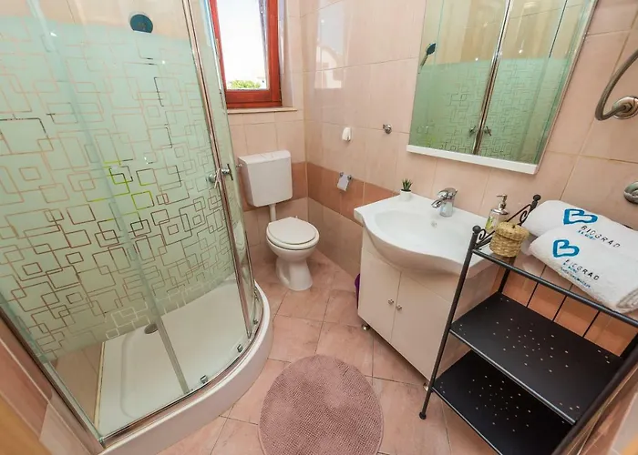Blandona *